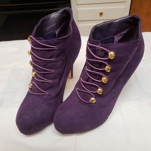 Women's purple platform ankle boots,  so 9